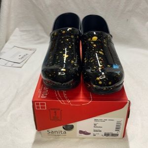 Sanita. The original Danish clog. Brand New in box. Smoke free home.